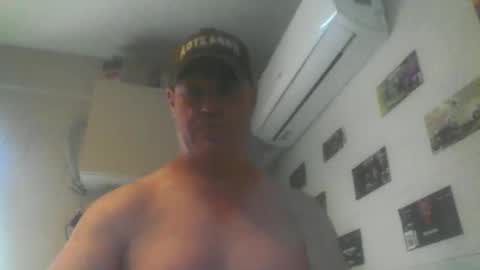 Snapshot of kiwiguy19773 chatting on April 1, 2026, 12:00 am kiwiguy19773 online show from April 1, 2026, 12:00 am