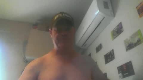 Snapshot of kiwiguy19773 chatting on April 1, 2026, 11:24 pm kiwiguy19773 online show from April 1, 2026, 11:24 pm
