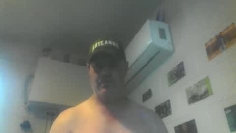 Snapshot of kiwiguy19773 chatting on April 5, 2026, 3:36 am kiwiguy19773 online show from April 5, 2026, 3:36 am