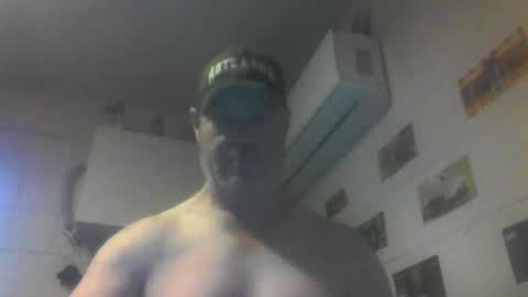 Snapshot of kiwiguy19773 chatting on April 23, 2026, 8:11 pm kiwiguy19773 online show from April 23, 2026, 8:11 pm