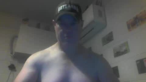 Snapshot of kiwiguy19773 chatting on May 8, 2026, 4:18 am kiwiguy19773 online show from May 8, 2026, 4:18 am