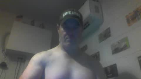 Snapshot of kiwiguy19773 chatting on May 14, 2026, 7:37 am kiwiguy19773 online show from May 14, 2026, 7:37 am