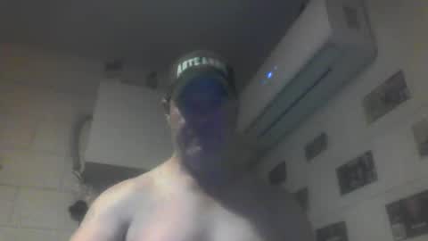 Snapshot of kiwiguy19773 chatting on May 25, 2026, 6:52 am kiwiguy19773 online show from May 25, 2026, 6:52 am