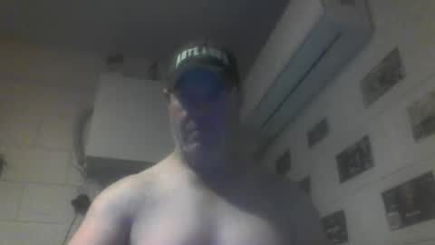 Snapshot of kiwiguy19773 chatting on May 26, 2026, 7:37 am kiwiguy19773 online show from May 26, 2026, 7:37 am