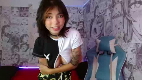 kiyu online show from February 26, 2025, 11:37 pm