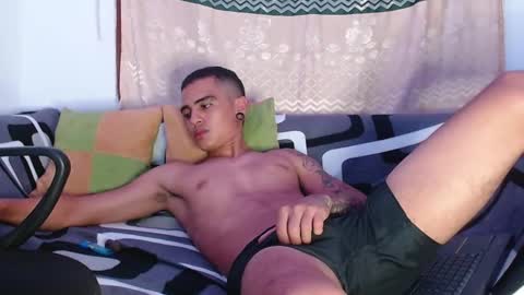 Snapshot of kizame___ chatting on November 30, 2025, 6:06 am kizame___ online show from November 30, 2025, 6:06 am