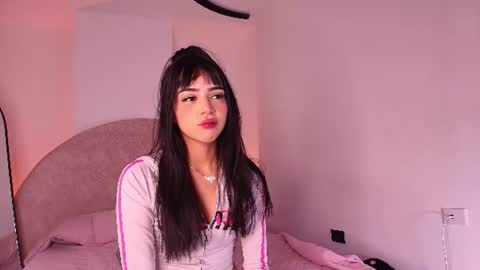 Snapshot of kkira_doll chatting on July 12, 2026, 11:56 am Kkira online show from July 12, 2026, 11:56 am
