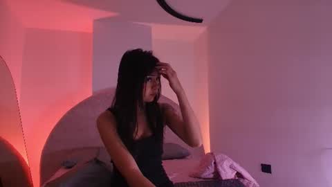 Snapshot of kkira_doll chatting on July 17, 2026, 11:50 am Kkira online show from July 17, 2026, 11:50 am
