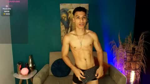 Snapshot of klaton__ chatting on October 12, 2025, 2:10 am klaton__ online show from October 12, 2025, 2:10 am