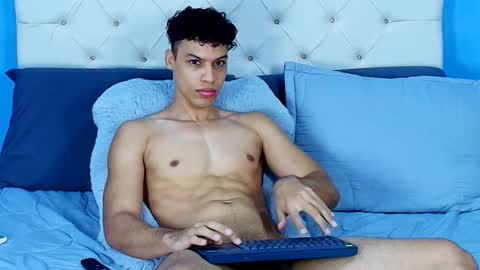 klaton__ online show from March 25, 2026, 8:04 pm