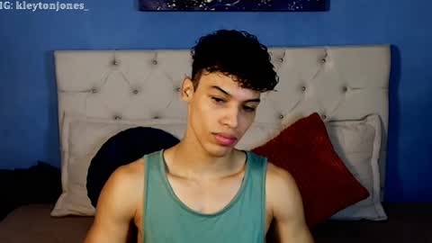 klaton__ online show from April 29, 2026, 4:11 pm