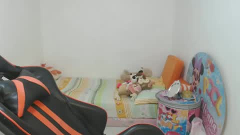 Snapshot of klauss_123 chatting on June 19, 2026, 6:29 am klauss 123 online show from June 19, 2026, 6:29 am