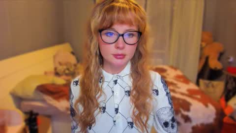 Klementinafanslyklementina6661 online show from October 13, 2025, 8:20 pm