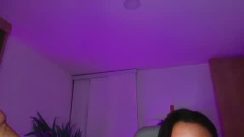 Christina online show from October 3, 2025, 11:46 pm