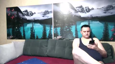 Kleosnow online show from April 24, 2026, 8:17 am