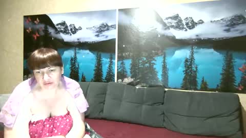 Snapshot of kleosnow chatting on June 7, 2026, 9:02 am Kleosnow online show from June 7, 2026, 9:02 am