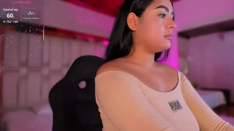   online show from December 21, 2025, 9:00 pm