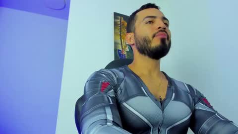 Snapshot of klinsmannwalton chatting on October 6, 2025, 10:45 am klinsmannwalton online show from October 6, 2025, 10:45 am