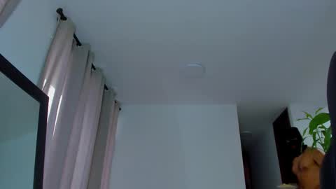 Snapshot of klinsmannwalton chatting on October 16, 2025, 11:55 am klinsmannwalton online show from October 16, 2025, 11:55 am