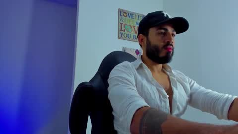 Snapshot of klinsmannwalton chatting on November 26, 2025, 10:38 am klinsmannwalton online show from November 26, 2025, 10:38 am