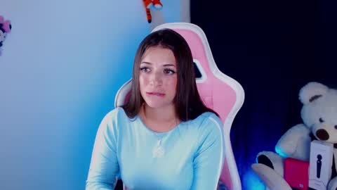 Kloe online show from September 11, 2025, 2:11 am