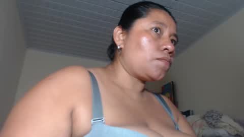 Snapshot of kloe_boobs chatting on February 23, 2025, 8:11 pm Kloe online show from February 23, 2025, 8:11 pm