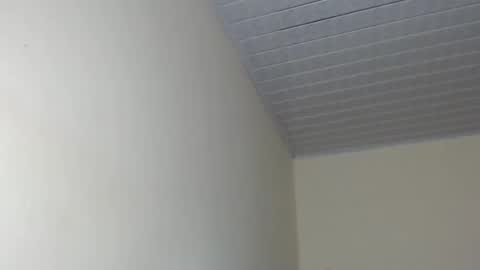 Snapshot of kloe_boobs chatting on March 9, 2025, 3:11 am Kloe online show from March 9, 2025, 3:11 am