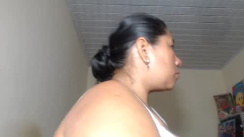 Snapshot of kloe_boobs chatting on October 1, 2025, 9:54 pm Kloe online show from October 1, 2025, 9:54 pm