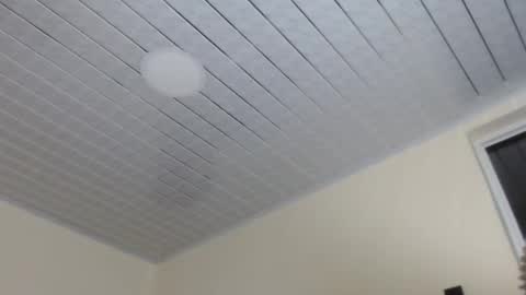 Snapshot of kloe_boobs chatting on October 15, 2025, 7:19 am Kloe online show from October 15, 2025, 7:19 am