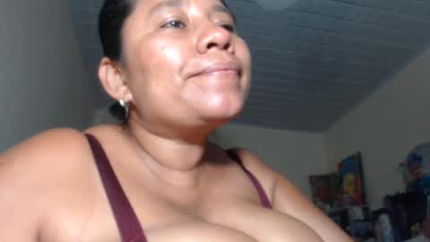 Snapshot of kloe_boobs chatting on October 18, 2025, 8:53 pm Kloe online show from October 18, 2025, 8:53 pm