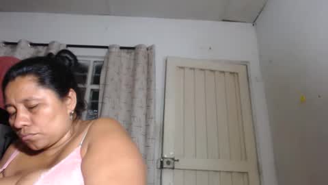 Snapshot of kloe_boobs chatting on November 16, 2025, 7:25 am Kloe online show from November 16, 2025, 7:25 am