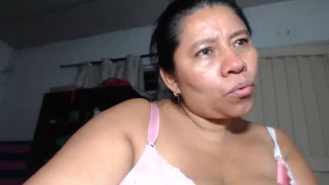 Snapshot of kloe_boobs chatting on November 25, 2025, 6:02 am Kloe online show from November 25, 2025, 6:02 am