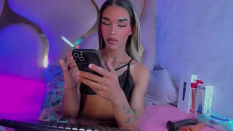 Kloe online show from April 22, 2026, 6:31 pm