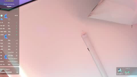 Snapshot of kloe_raize chatting on December 14, 2024, 1:39 am Kloe online show from December 14, 2024, 1:39 am