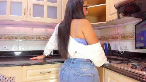 Snapshot of kloeass chatting on April 1, 2026, 9:12 pm SOPHIA RIVERA online show from April 1, 2026, 9:12 pm