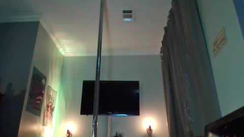 Snapshot of kmack1111 chatting on November 29, 2025, 11:02 am Kevv Heidi All Hallows Eve Show online show from November 29, 2025, 11:02 am