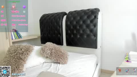 Snapshot of kmipearl chatting on December 19, 2024, 9:17 pm Camila Reyes online show from December 19, 2024, 9:17 pm