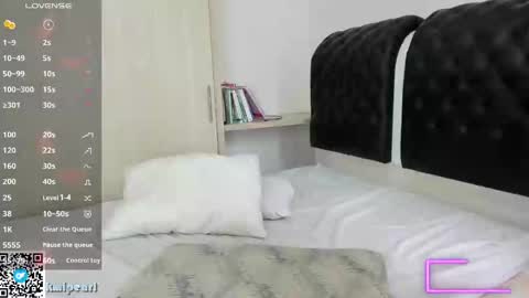 Snapshot of kmipearl chatting on February 19, 2025, 3:16 pm Camila Reyes online show from February 19, 2025, 3:16 pm