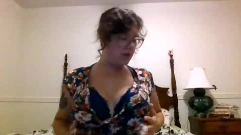 KneelPrescott online show from July 25, 2026, 3:15 am