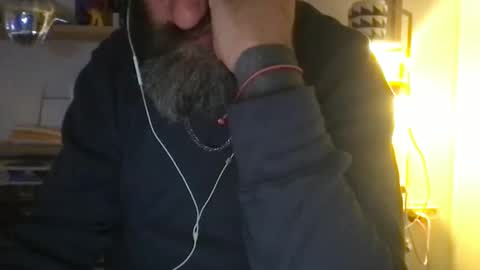 Snapshot of knicker76 chatting on March 25, 2026, 7:20 pm knicker76 online show from March 25, 2026, 7:20 pm