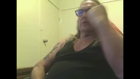 knobout online show from April 30, 2026, 1:28 pm
