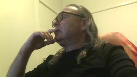 knobout online show from August 5, 2026, 11:02 am