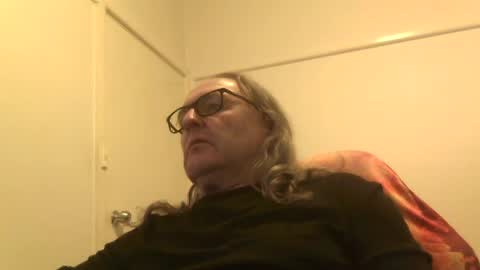 knobout online show from August 7, 2026, 3:08 am