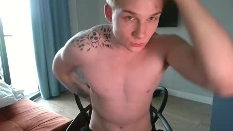 Snapshot of knotsiemens chatting on May 4, 2026, 2:02 pm Adam online show from May 4, 2026, 2:02 pm