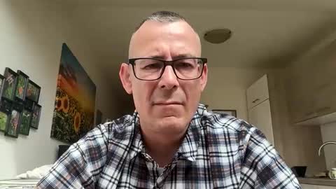 knusperhase1 online show from April 16, 2026, 11:55 am