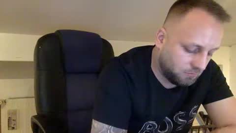 hugo online show from February 28, 2026, 3:18 am