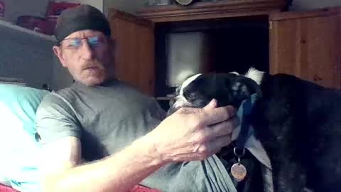 Snapshot of kodiakpm1 chatting on December 23, 2024, 8:55 am kodiakpm1 online show from December 23, 2024, 8:55 am