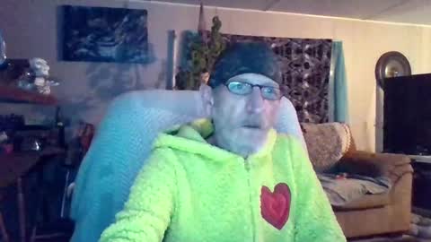 Snapshot of kodiakpm1 chatting on November 17, 2025, 2:06 am kodiakpm1 online show from November 17, 2025, 2:06 am