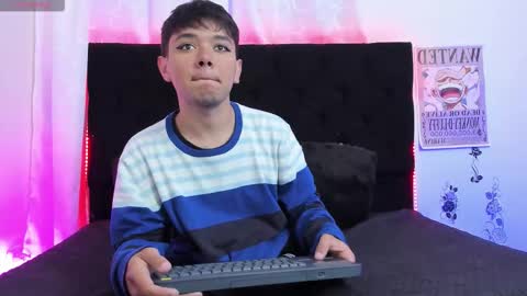 Snapshot of kody_sexy chatting on October 16, 2025, 11:33 am kody_sexy online show from October 16, 2025, 11:33 am