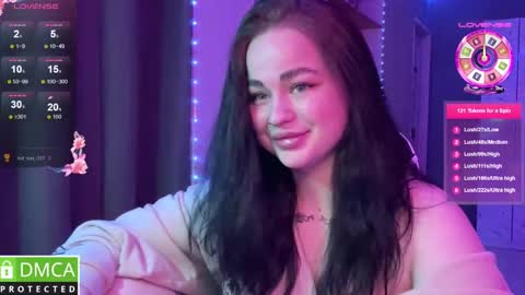 Mia online show from February 26, 2025, 8:44 pm